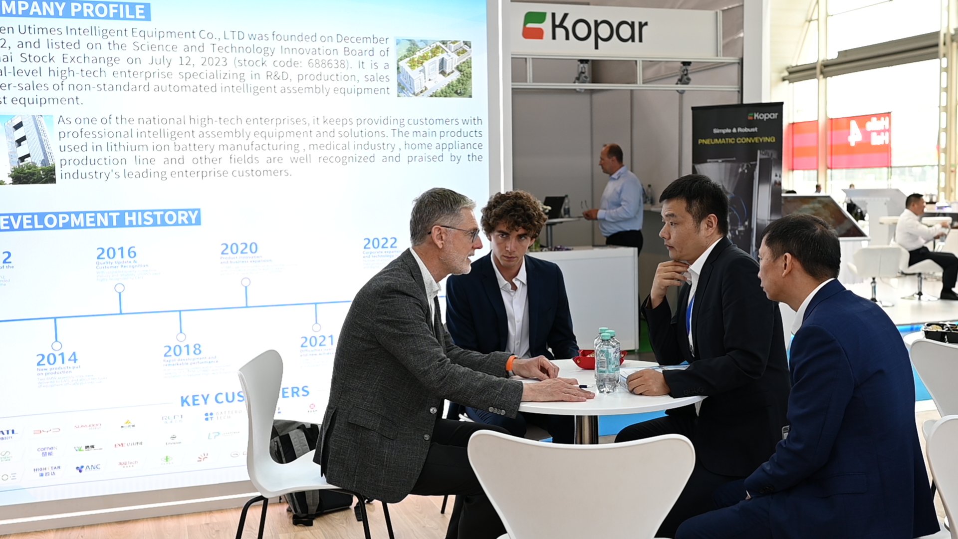 賦能歐洲鋰電產(chǎn)業(yè) 譽(yù)辰智能閃耀2024歐洲電池展